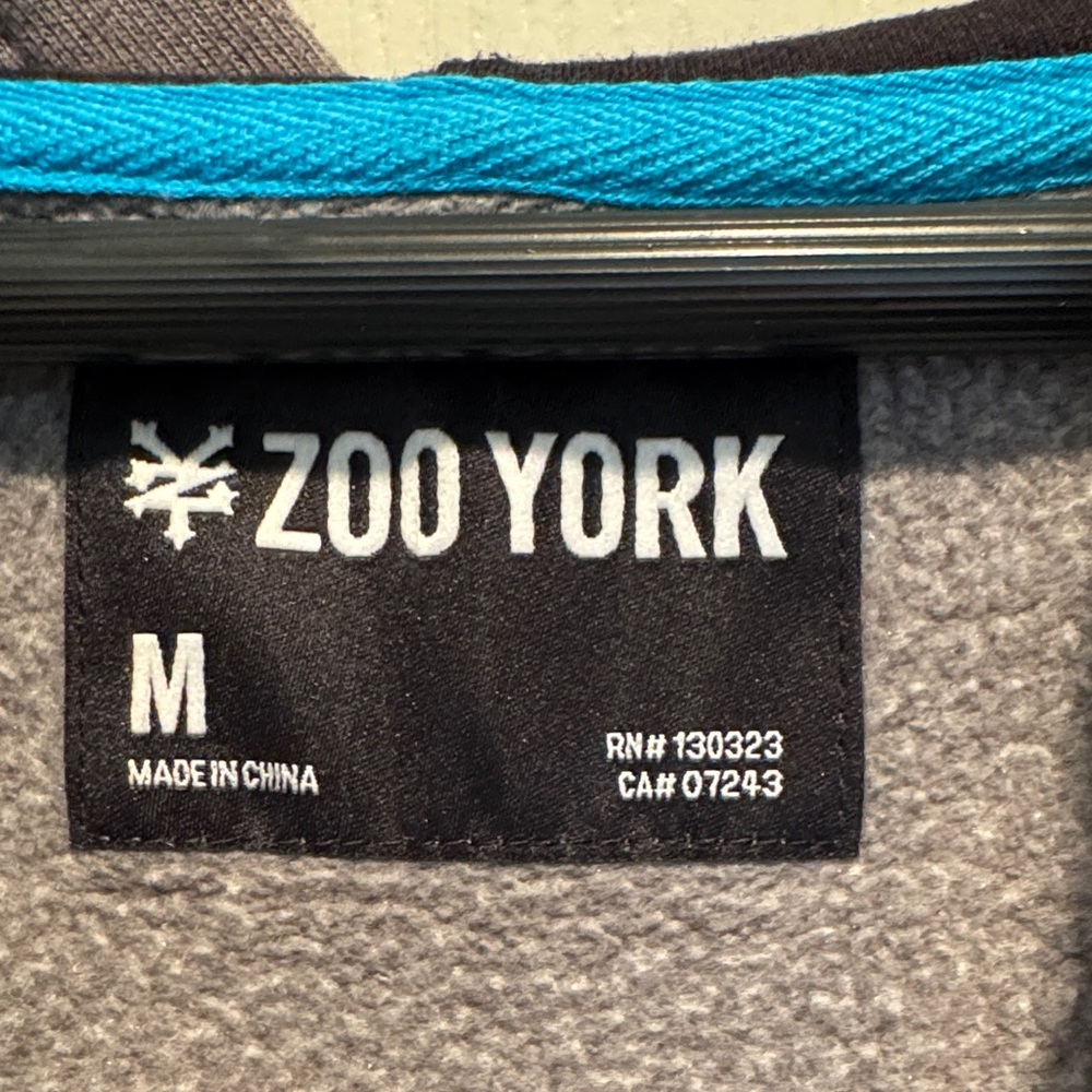 Zoo York Gray and Blue Zip-Up Sweater - Picture 2 of 5